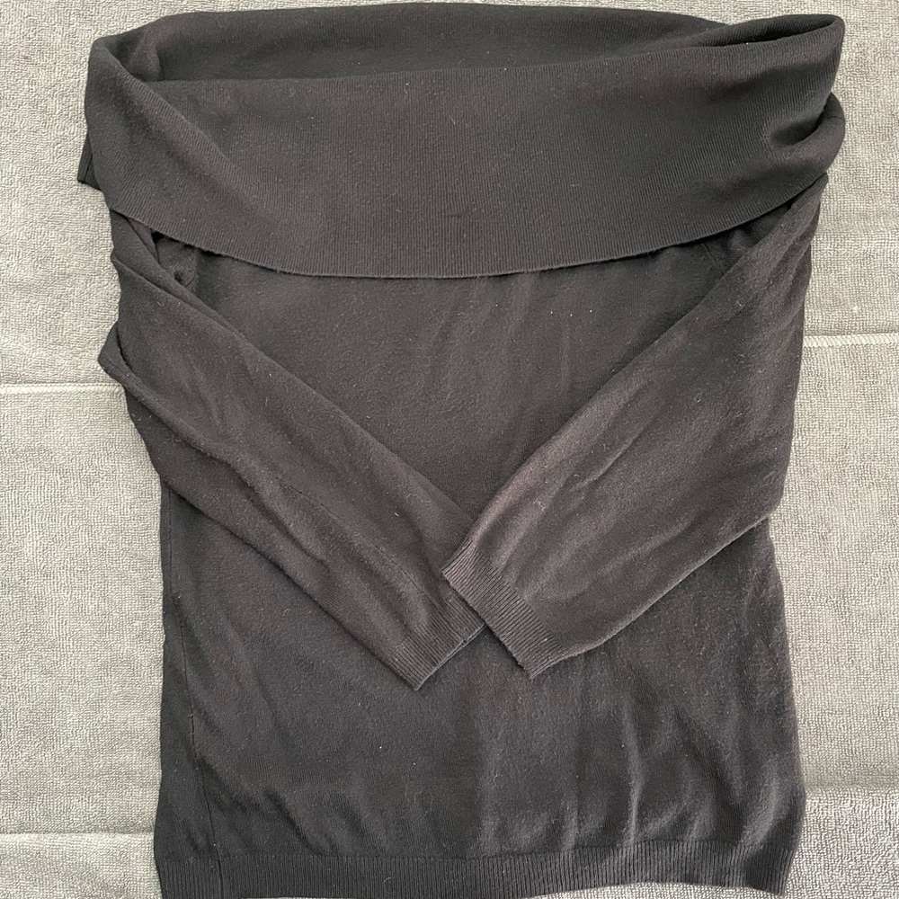 The Limited Lightweight Cowl Sweater. Size Medium